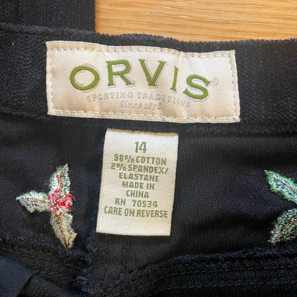 ORVIS Christmas ladies size 14 black cordaroy's w/green holly & red berries EUC! - Picture 3 of 9